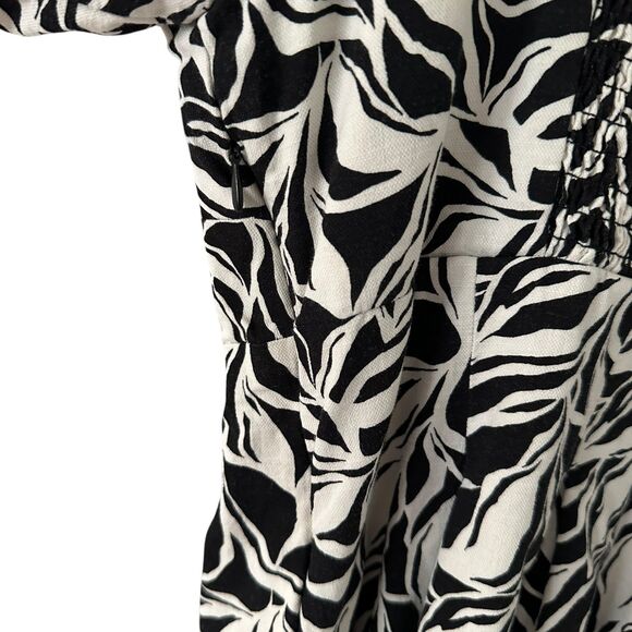 A New Day Floral Black & White Fit & Flare Flutter Sleeves Midi Dress Size 10 - Picture 4 of 7